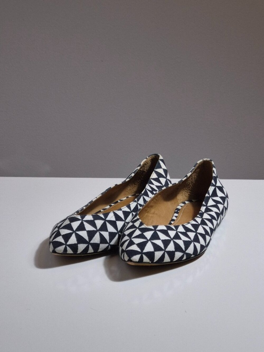 Isabel Marant Women’s 38 Black White Geometric Canvas Pointed Toe Ballet Flats